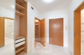 Světlý byt 4+kk/B/G v projektu  v Praze 6 – Červený Vrch, ul - 18