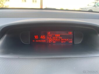 Peugeot 308 1,6 VTi, 2011 - 18