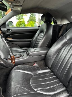 Jaguar XK8 2001 - 18