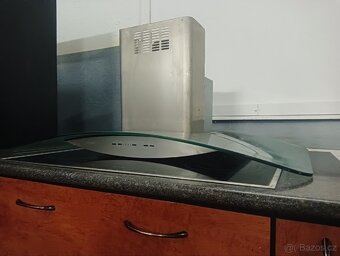 Kuchyňská linka s barem - 18