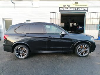 BMW X5 M50d NEBOURANO/NELAKOVANO, DPH-/rok 2015 - 18