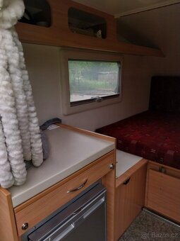 Garážovaný minikaravan zn. KONDOR - 18