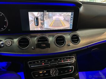 Mercedes-Benz Třídy E 220 D - 18