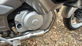 Honda NT 700 Deauville r.v.2010 - 18