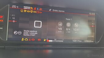 Citroën Grand C4 Picasso 1.6 HDI NAVI 7 míst - 18