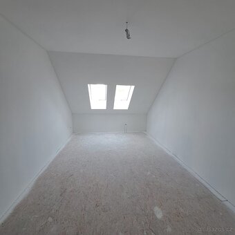 Prodej rodinného domu 135 m², pozemek 207 m² Nádražní, Uhers - 18