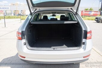 Superb Combi 2.0 TDI 110 kW DSG STYLE - 18