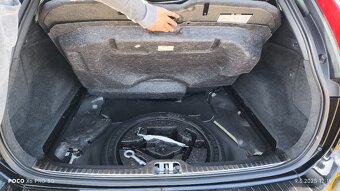 Volvo XC60 2.4 5VÁLEC 4X4 MANUÁL LED FACE - 18