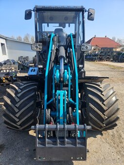 kloubový nakladač, model 4365A - 18