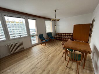 Pronájem 3+1, 80m2, 11 patro, Slezske - 18