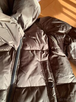 dámská péřová bunda zn. Levi's - vel. M - 18