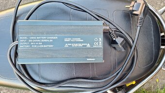 Elektroskútr e-scooter E.F.O EV 4000 Golden Lion retro Vespa - 18