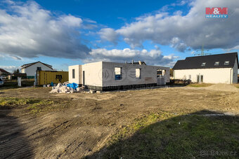 Prodej domu-bungalov, 5+kk, zahrada, Jiřice u Kostelce n/L. - 18