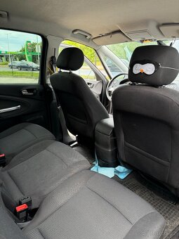 Ford S-MAX 2.0 TDCi 103 kW, 7 míst, výborný stav - 18