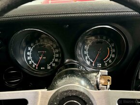 Chevrolet Corvette C3 5,7 V8 - 18
