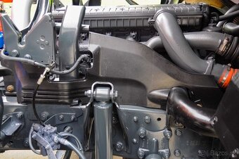 TŘÍSTRANNÝ SKLÁPĚČ + HYDRAULICKÁ RUKA MERCEDES AXOR 18T EU4 - 18