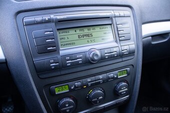 Škoda Octavia Combi 2.0 FSI Ambiente - 18