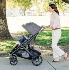 Prémiový kombinovaný kočárek pro 1-3 děti UPPAbaby - 18