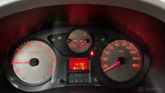 CITROËN BERLINGO, PRVNÍ MAJITEL / NEHAVAROVÁNO - 18