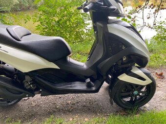 Piaggio Mp3 300 Yourban LT (2018) - 18