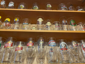 PIVNÍ SKLENICE - 18