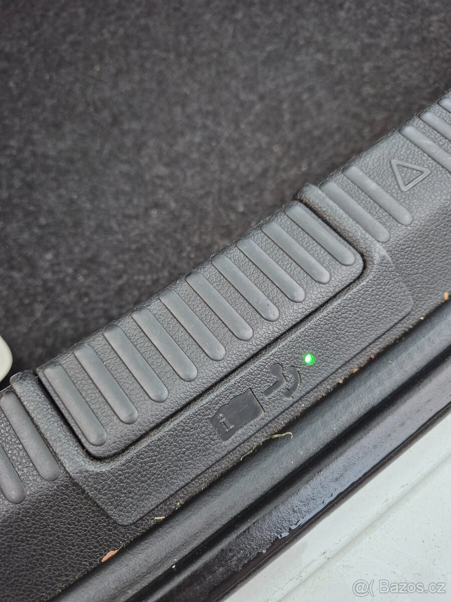 Škoda Superb 3,4x4,manual. 110kw - 19