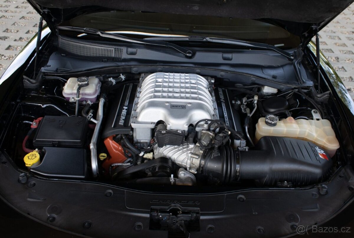 Dodge Charger SRT Hellcat 6.2L V8 - 19