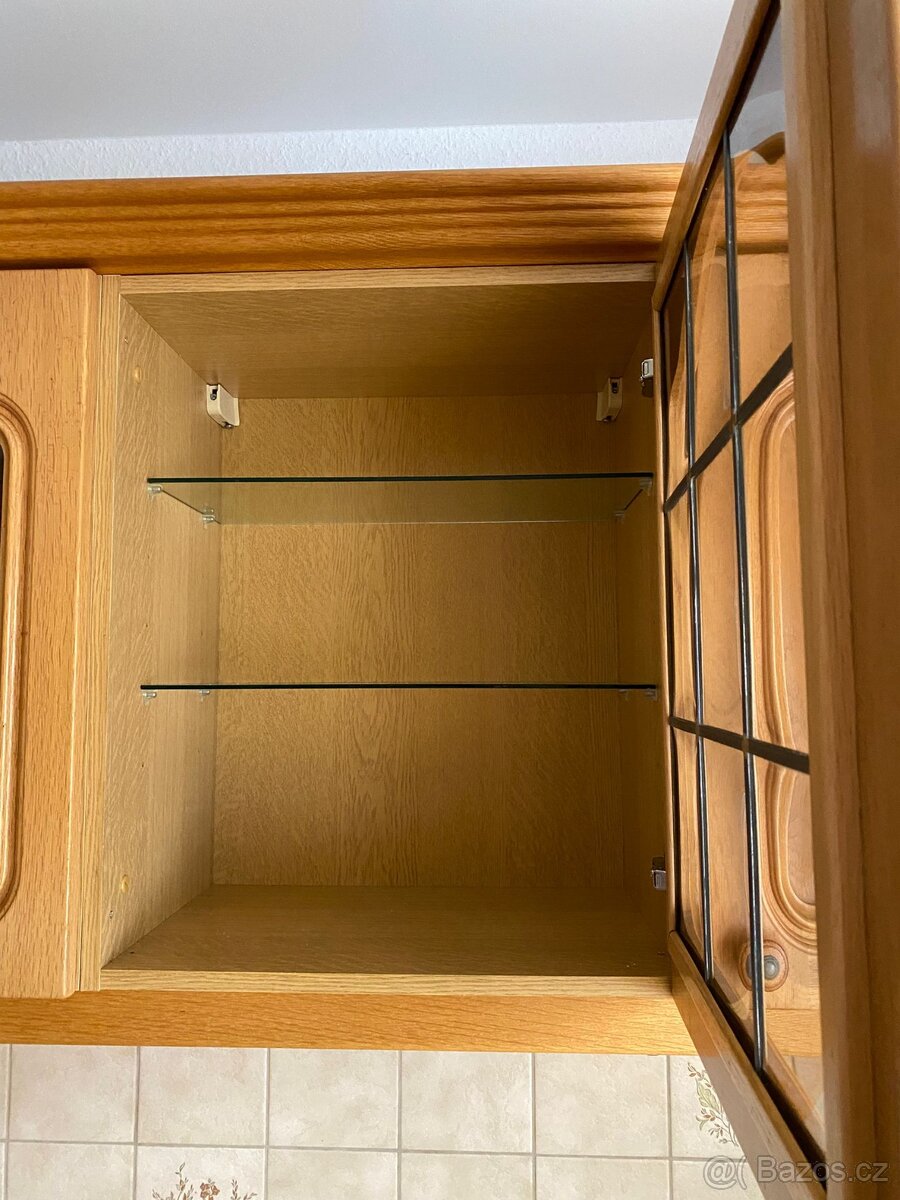 Hnědá kuchyňská linka z Německa se spotřebiči - 19