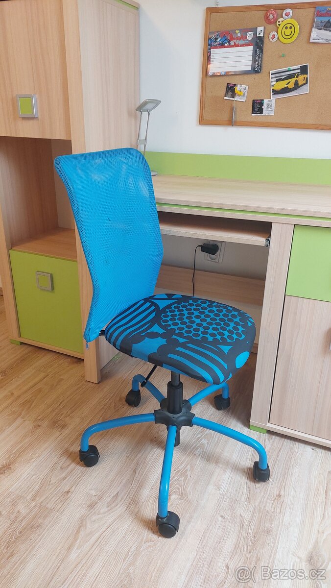 Dětský pokoj - sestava nábytku - 19