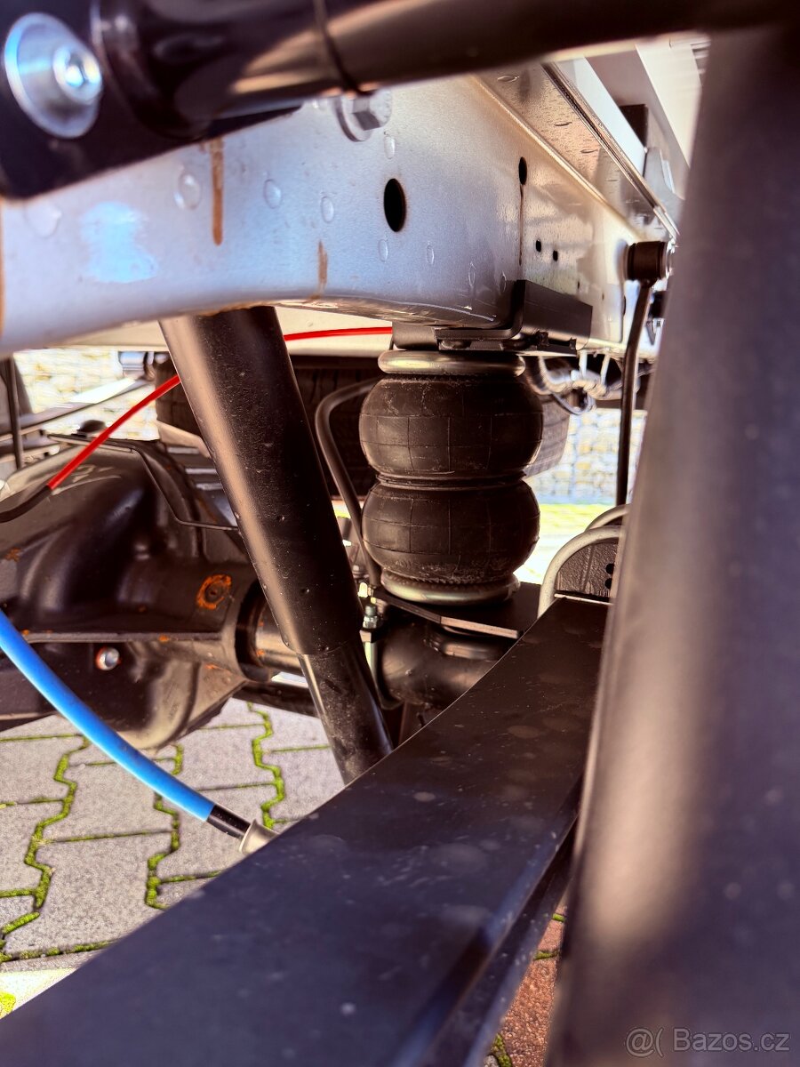 Ford Transit L3 3S-sklápěč/2025/DPH/MĚCHY/ZADNÍ NÁHON/165k/ - 19