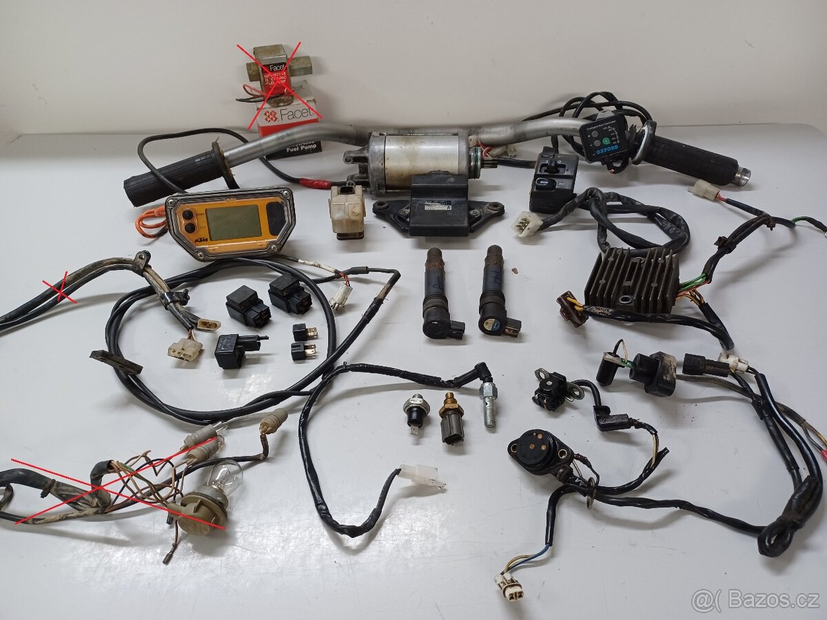 KTM LC8 950 - MOTOR NA DÍLY - 19