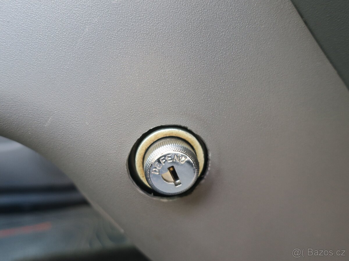 Renault Megane Scenic 1.9 DCi 96 kW - 19