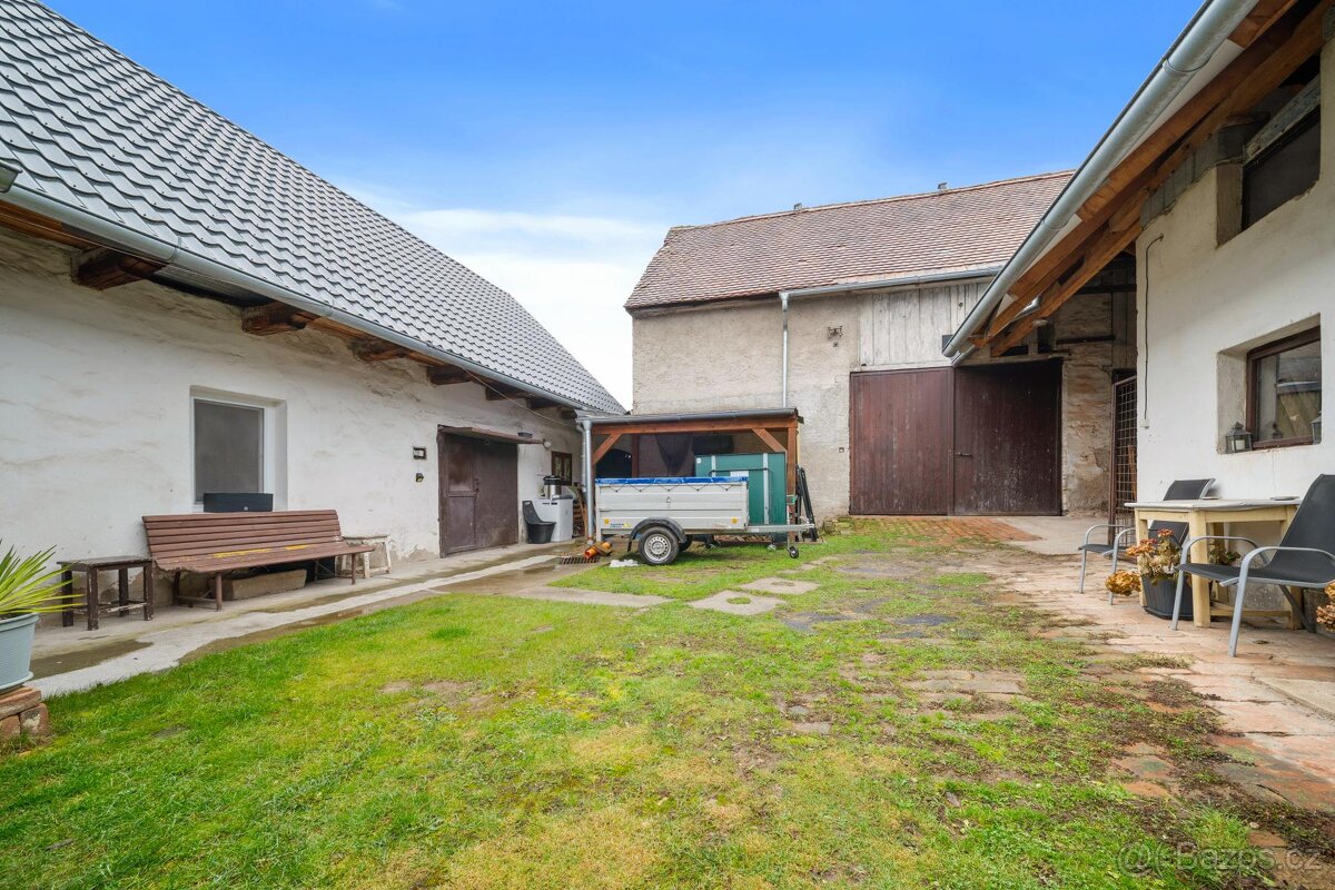 Prodej, rodinný dům, Uhersko - 19