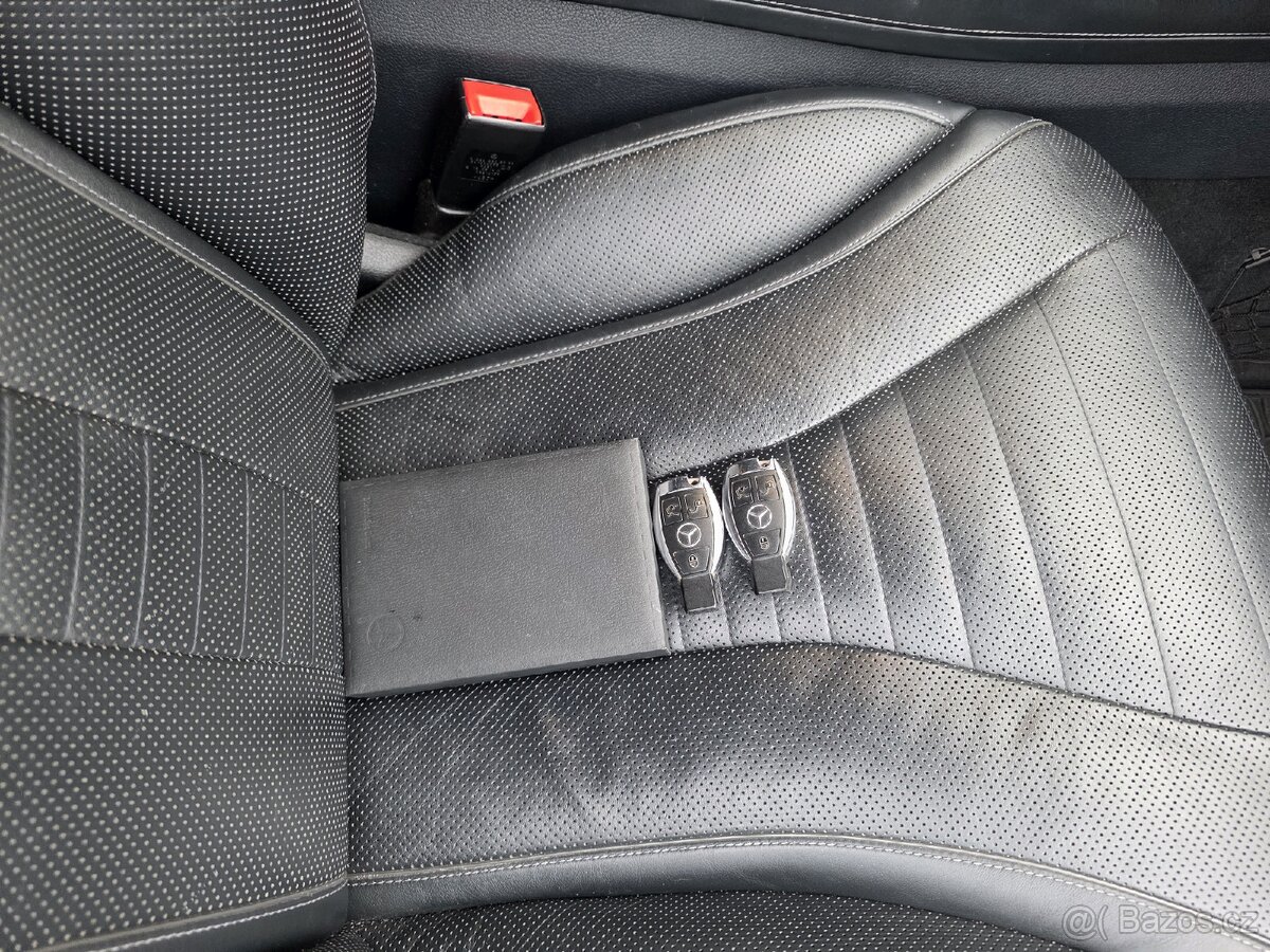 Mercedes-Benz Třídy S 350CDI 4-MATIC - 19