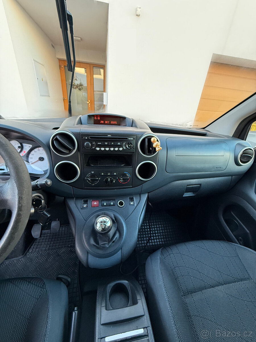 Peugeot Partner Tepee 2008 benzin - 19