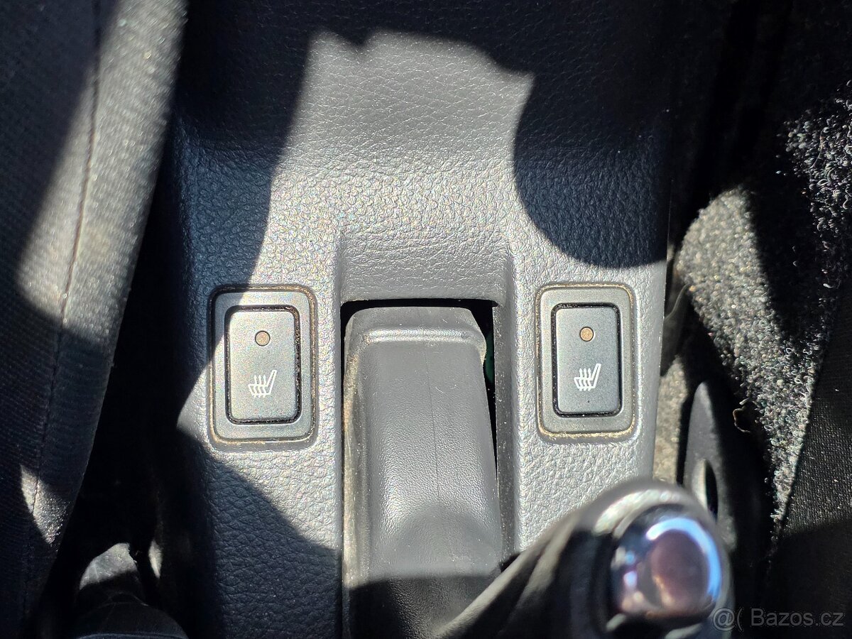 Suzuki Swift 1.2 VVT 66 kW, 2012, nová technická - 19