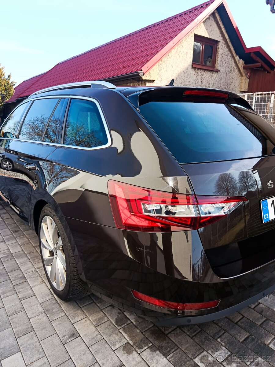Škoda Superb 3 kombi 2.0 tdi 110kw - 19