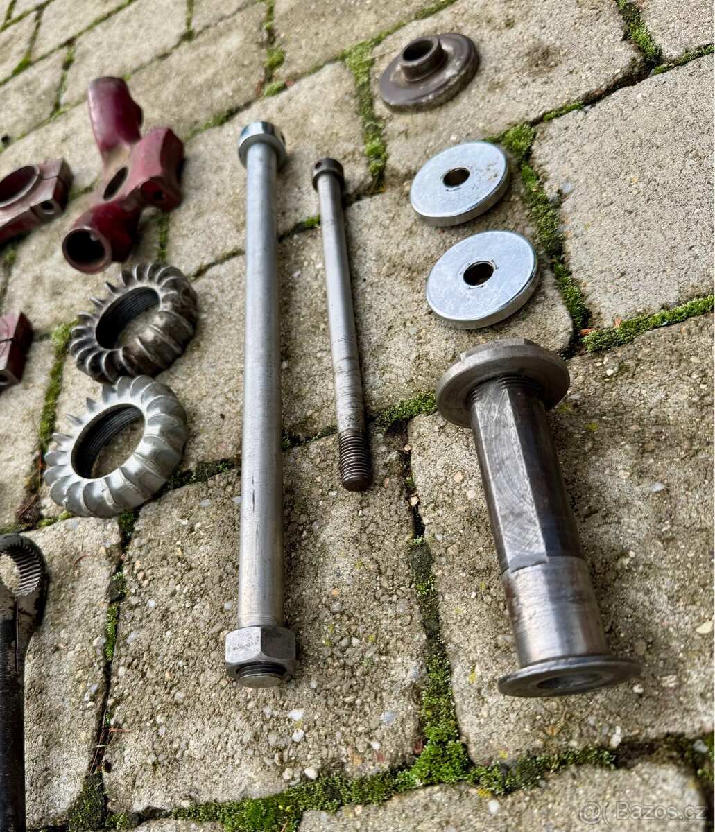 Jawa pérák, kývačka, Ogar - díly - 19