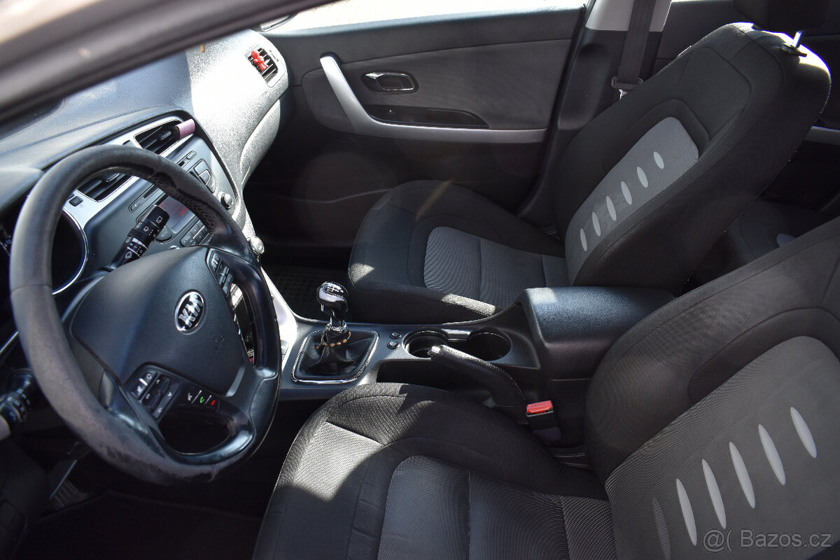 KIA CEE'D Combi 1.6 CRDi 94kW - 19