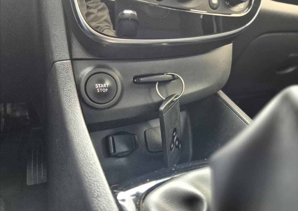 Renault Clio, 0.9TCe TAŽNÉ NOVÁ STK - 19