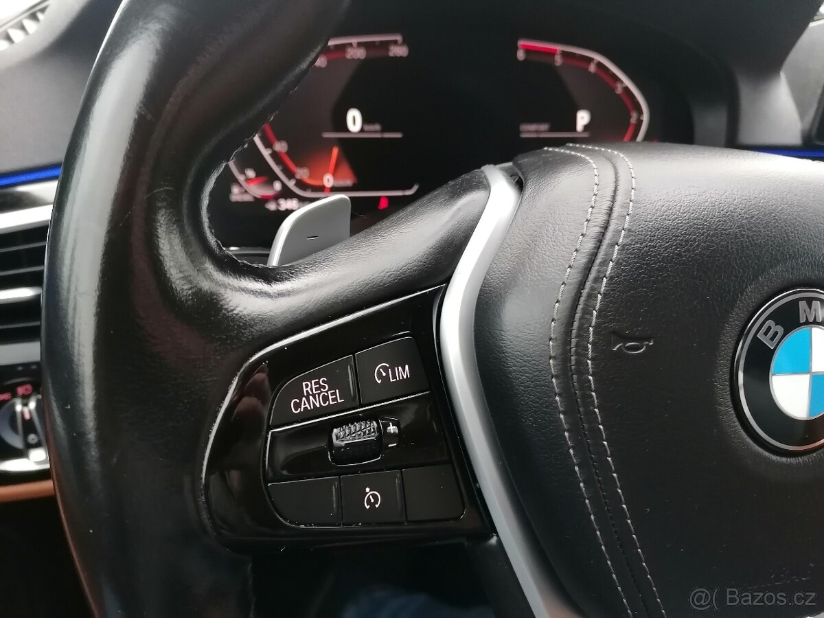 BMW Řada 5 520D Sport Line - 19
