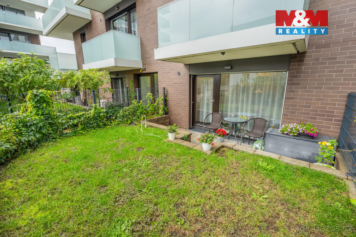 Prodej bytu 1+kk, 38 m², Praha, ul. Nekvasilova - 19