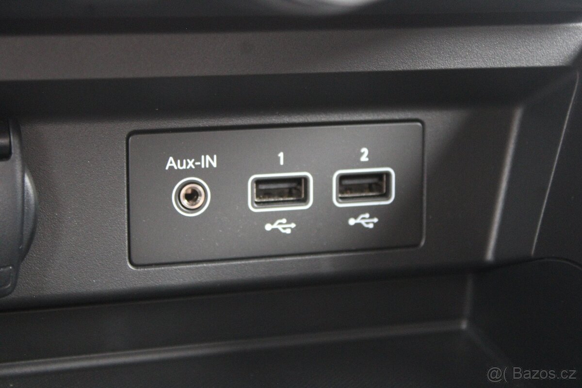 Renault Arkana 1,3 TCe ČR,1.MAJ,A/T,INTENS,2022 - 19