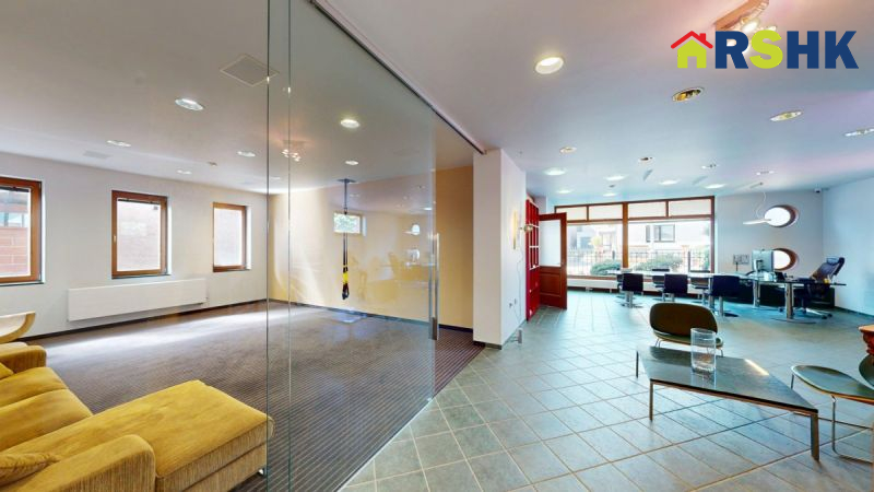 Výjimečný obytně-komerční objekt - 19