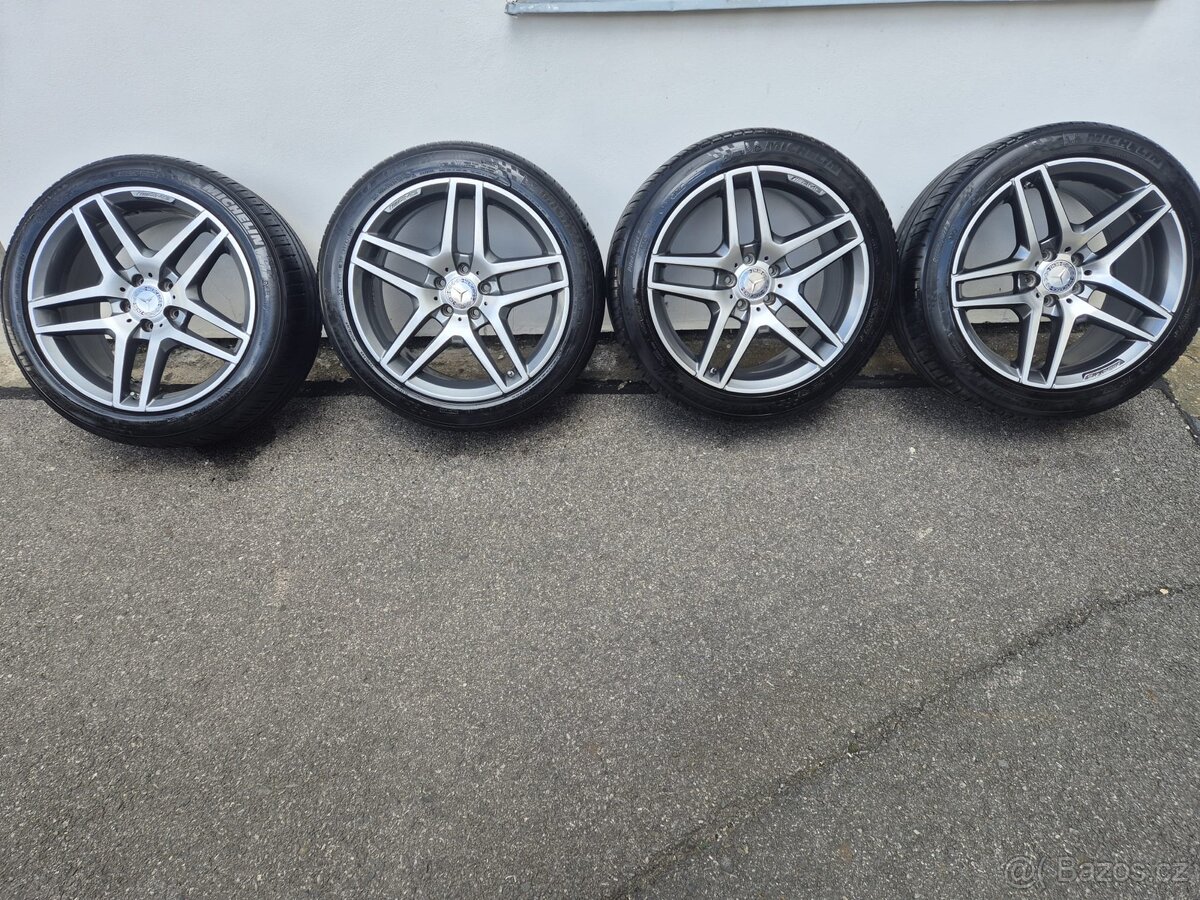 Kola Mercedes Benz - originál - 19