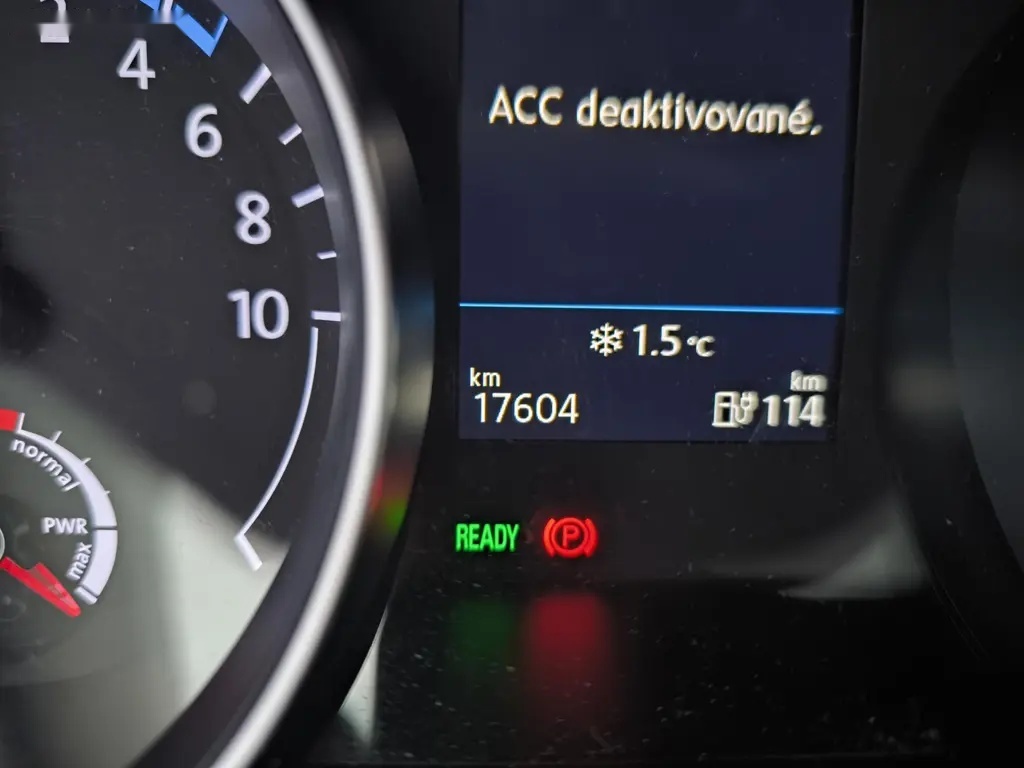 Volkswagen e-Golf - 19