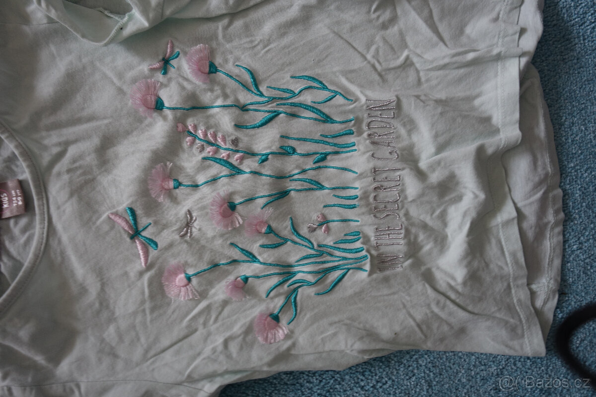 Dívčí trička vel.134 - 19