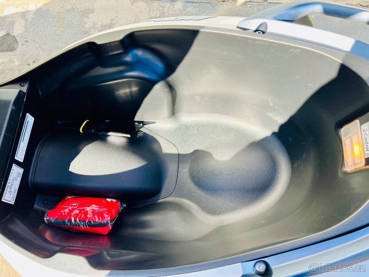 Piaggio MP3 300 HPE, možnost splátek a protiúčtu - 19