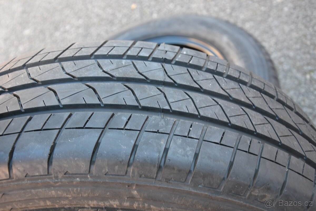 VW T5,T6(6.1) - Sada NOVÝCH letních kol 215/65R16C - 19