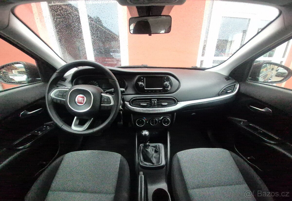 Fiat Tipo 1.4 70kw EASY - 19